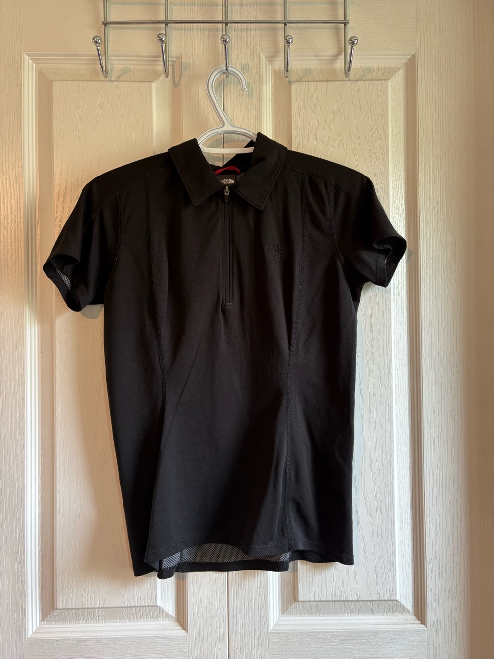 The North Face Women’s Black Short-Sleeve Half-Zip Polo